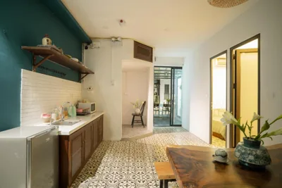 The Tin Homee Old Quarter Street View – Foto 4